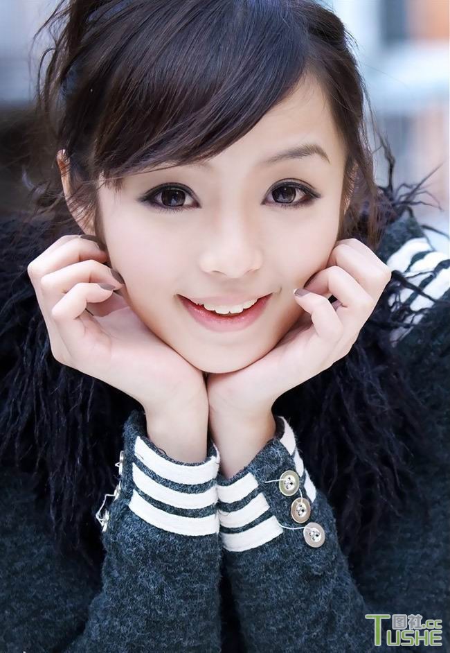 嫩模黄诗思写真展现纯美大片(图7)