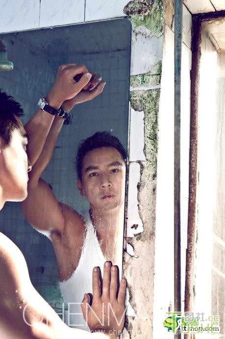 《时尚先生》型男写真 酷毙了！