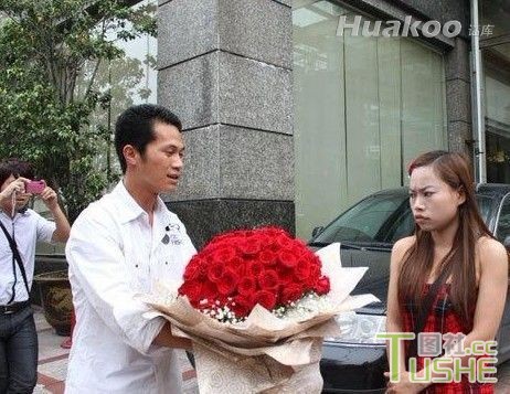 瞬间就被雷得两眼发黑！