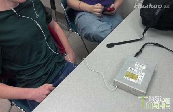 搞笑图也很刺激 真受不了