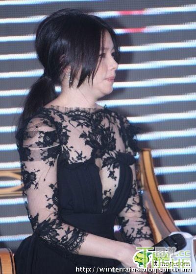 吐槽女星发福样儿 谁沦为大妈？